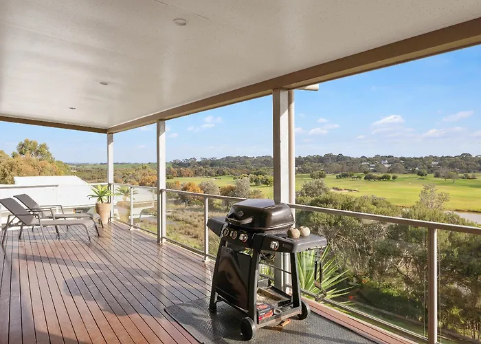 Saltwater Breeze Retreat